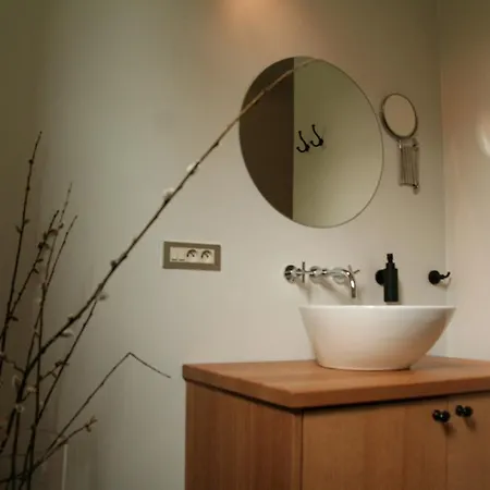 Bed & Breakfast O-Lit 4*